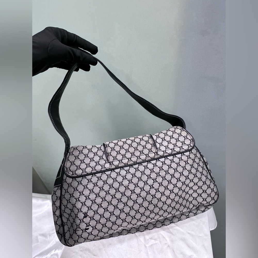 Authentic🌟Vintage Celine bag - Picture 4 of 14